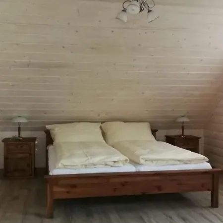 Rohacske Zruby 2,3,4 * Bölényfalu